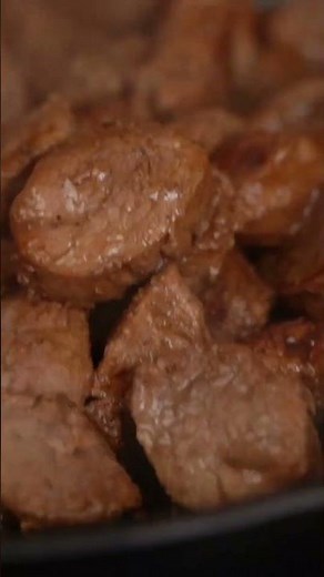 Wildschwein Gulasch, schnell & einfach zubereitet