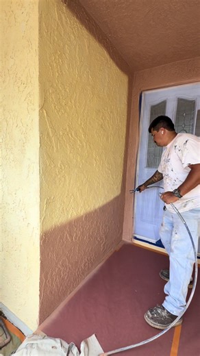 How to Spray Stucco Like a Pro
