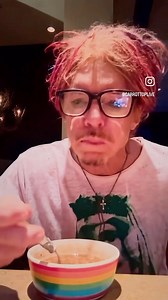 Meal time! 👍🏻❤️‼️ | Carrot Top