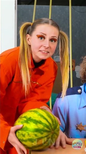 พวกเขาเช็คทุกอย่าง ยกเว้นความหวานจากแตงโม! 🍉😄