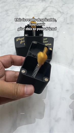 The Middle Finger Box is the ultimate conversation starter — cheeky, harmless, and 100% hilarious. Perfect for pranksters, couples, and anyone who loves to joke around. Who says Christmas gifts can’t have a sense of humor? 🎁 #LOLGift #FunnySurprise #ChristmasVibes | Vivanookwe-B