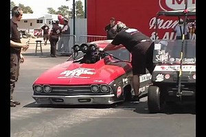 Brian chats with Doug and Andy in the pits | PDRA Racing