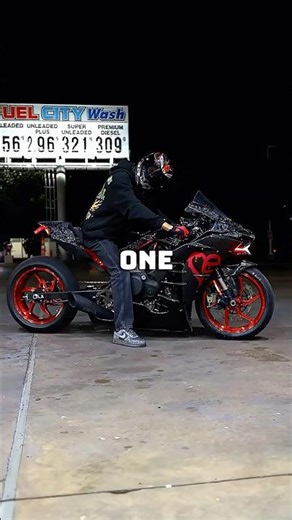 Street Legal or Track Beast? H2 and H2R Compared #kawasaki #motorcycle #shorts