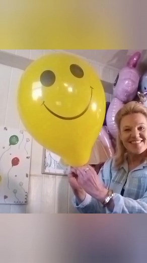 blow to pop smiley balloon #balloonpop