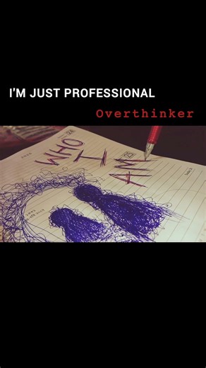 𝚆𝙷𝙾 𝙸 𝙰𝙼 ❓