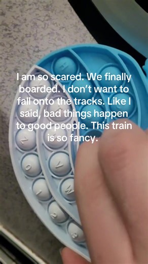 This is so fun. #fidgettrading #dimpl #popit #fidgeting #katyperry