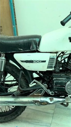 my new yamaha Rx135 bike￼ made in Japan🇯🇵(full restoration)