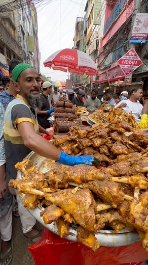 20M views · 104K reactions | Whole Mutton Leg Roast  Very Delicious to Eat #reels #viralreels #streetfood #foryou #reelsfb #food | Street Food Finder | Facebook