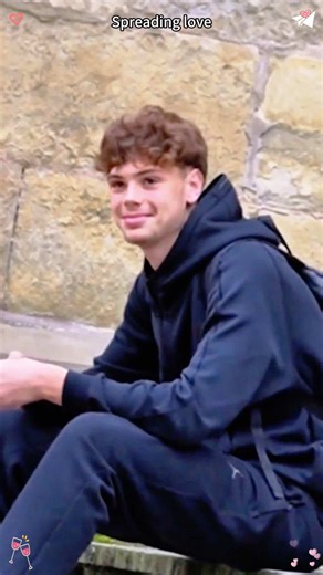 Spread Love Through Notes to Strangers