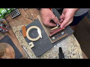 My slipjoint spring tension tool to insert and remove blades.