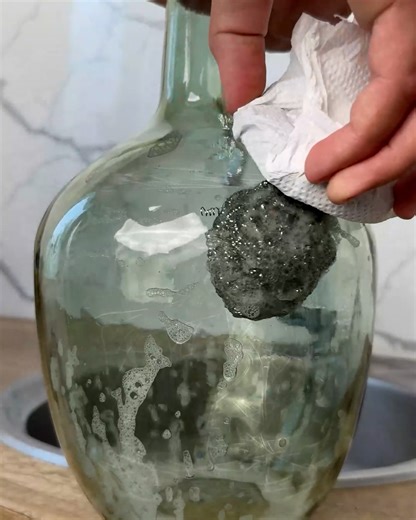 Magnet bottle cleaning hack | Magic Hands Creations