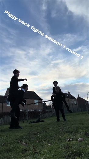 #capcut#piggybackfighting @Alex @ANGK🧤🗣️ @Leo