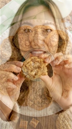 3.7K views · 20 reactions | These Oatmeal Toffee Cookies remind me of cozy afternoons spent baking with my mom, where each bite is a sweet explosion of nostalgia and buttery goodness. Just a warning: you might find yourself reaching for another one before the first has even cooled! Recipe’s waiting for you in the comment  | Recipes & Cooking Guide | Facebook