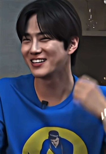 Wah wah visualnya😭🔥 Ipenampilan Suho ( EXO )bersama S.Coups (SEVENTEEN), Jaehyun (BOYNEXTDOOR), dan Eun Jiwon (SECHSKIES) untuk acara mendatang *Jeonggi Japdamhoe* (The Small Talk Club) di kanal YouTube Channel Bandal!! Tayang perdana pada 21 September pukul 09.00 KST!!#suho #scoups #exo #seventeen #exol