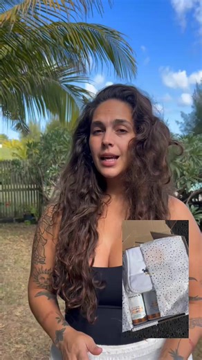 From straw-dry to soft shiny curls — yes, it’s possible. The transformation doesn’t lie — see the reviews. 💝 | IntrinsiCurly Me