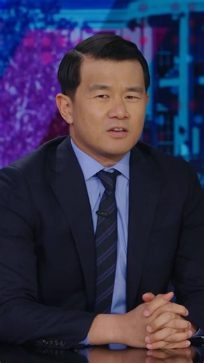 682K views · 7.6K reactions | The phrase is "Kiss me, I'm Irish." Nowhere does it say anything about groping | The Daily Show | Facebook