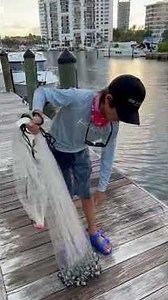 How to throw a 6 ft cast net