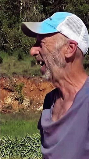 RACIST MAN Is Actually HILARIOUS! 🤣😂 | #poudii