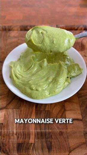 MAYONNAISE HEALTHY verte à l’avocat & moringaLa sauce saine qui remplace la mayo classique.