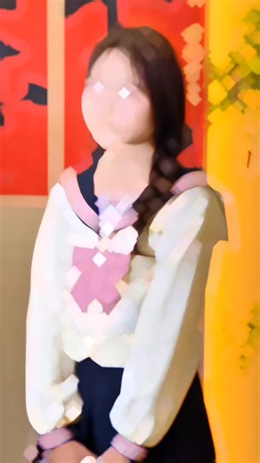 Street Fashion Trends in Women's Wear Modeling