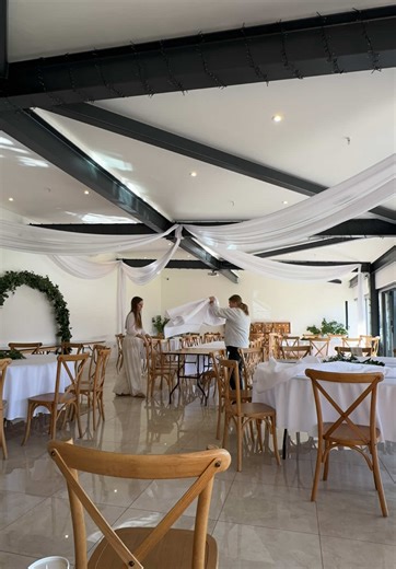 Creative Wedding Table Layout Setup