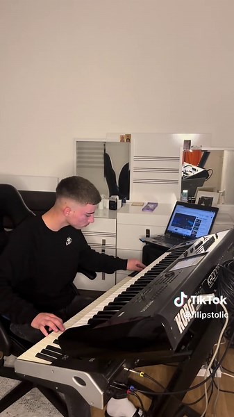 Maskarada: La nueva canción de Ceca