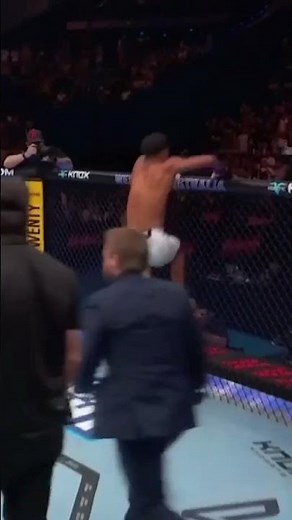 🇲🇦 Rahiki finishes his opponent in the first round!!