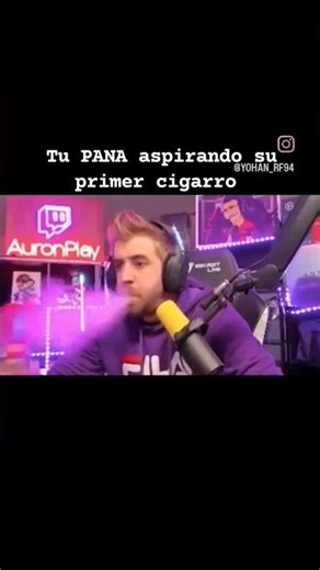 Auron se ahoga fumando 😂