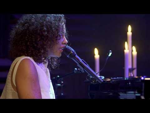 Alicia Keys - Girlfriend (Songs in A Minor: Live at Joe's Pub, 2011)