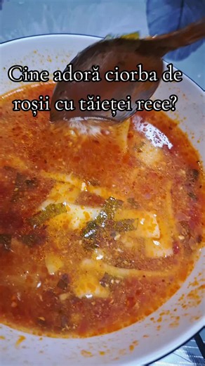 după o zii fierbinte merge o ciorbă rece#ciorba #rosii #mâncare #foodtok