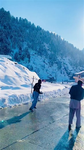 Understanding Rainy Weather Patterns and Effects