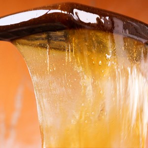 Rice syrup is a staple in Korean cuisine. It is used in many savory dishes, and it's the base of traditional sweets like yeot, or rice taffy. A 1-kilogram bottle of artisanal rice syrup can reach $140. It's all due to sikhye: a mixture of steamed rice, hot water, and barley malt. Sikhye takes days, and nights, of hard work to achieve. So how long does it actually take to make sikhye? And is this why rice syrup is so expensive? | Business Insider