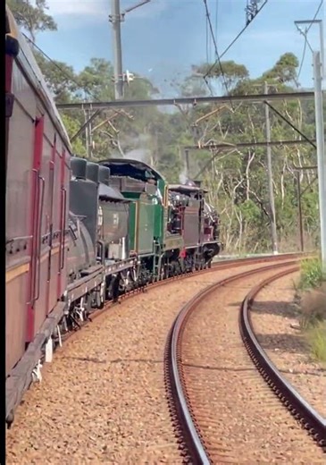 Steamfest Flyer through Point Clare #trains #steamtrain