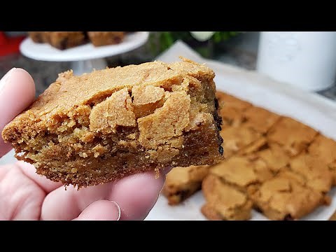 BLONDIES | Chocolate Chip Blondies Recipe | Bake #WithMe