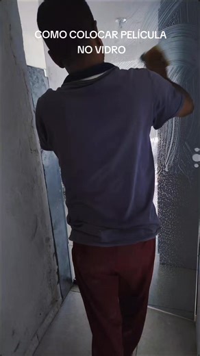 Como colocar película no vidro de forma fácil
