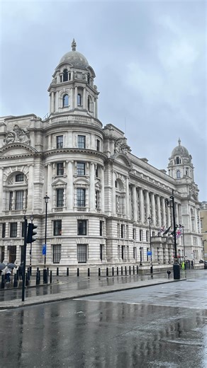 138K views · 221 reactions | If walls could talk! A look inside the Old War Office building on Whitehall. I went on a free public tour with @theowo.london. They are currently sold out but keep an eye on their Eventbrite page for hopefully the release of more. . . . . . . #london #londonhistory #livinglondonhistory #warhistory #churchill #spyhistory #jamesbond #ianfleming #ww2 #ww1 #hiddenlondon #secretlondon #londontravel | Living London History | Facebook