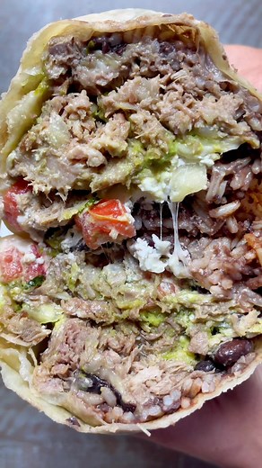 Carnitas Burrito📍Burrito Box NYC #burritos #burrito #nycfoodventures #nycfood #burritolover #burritotime