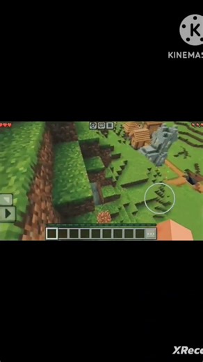 I Tried Minecraft For The First Time (After 13 Years Of Hype)