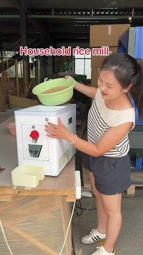 Efficient Mini Rice Mill for Household Use