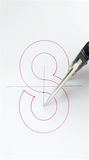 Exploring Geometric Design with Intersecting Circles