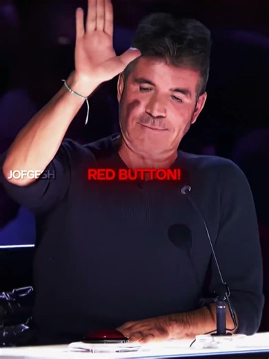 This girl took revenge for Simon