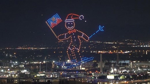 Holiday drone shows return with 600 drones lighting up the Denver sky
