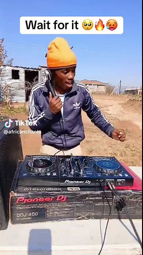 Africanchants on TikTok