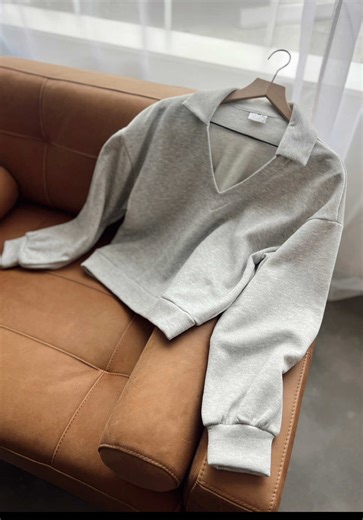 This is your sign to stop settling for basic basics. Meet the Megan Pullover—effortless, elevated, and proudly made in the USA. The kind of piece you reach for on repeat… because it actually delivers. #S#StyledGritM#MadeInUSAE#ElevatedBasicsH#HeritageLuxeEverydayStyle