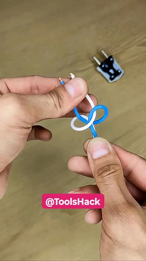 629K views · 5.1K reactions | LifeHack with wires and plug 六‍️⚒️✅ .. . . . . . #reelsfb #toolstour #5minutescraft #hacksandtips #5minutecrafts #drillingtools #WorkshopTools #diytools #lifehacks #short | Tools Hack | Facebook