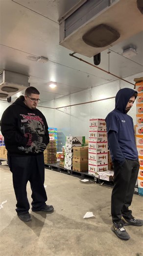 i'm feelin my #fyp #ninevicious #undergound | singing in public and crowd joins