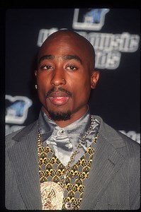 How Tupac Shakur’s ‘Changes’ Resurfaced On iTunes Chart Over 20 Years After Its Release