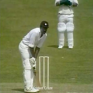 Clive Lloyd Smashing The Australian Fast Bowlers In World Cup Final 1975 - Analysis
