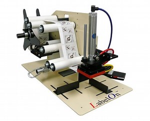 Flat Label Applicator for Flat and Near Flat Items