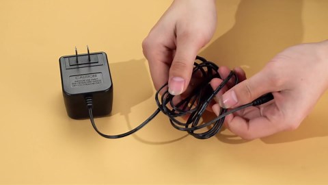 B4177GS Battery Charger for Generac Generator OEM Charging Part (12V 0.75A)